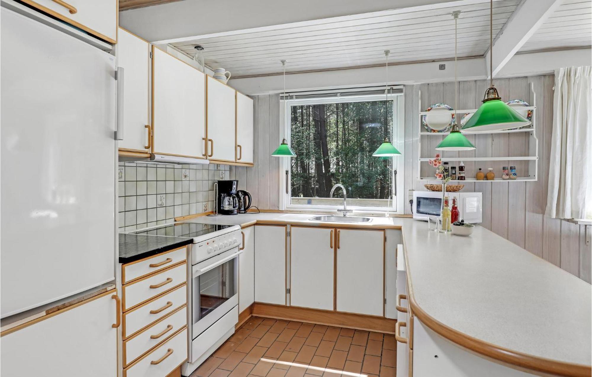 Lovely Home In Nexo With Kitchen 외부 사진